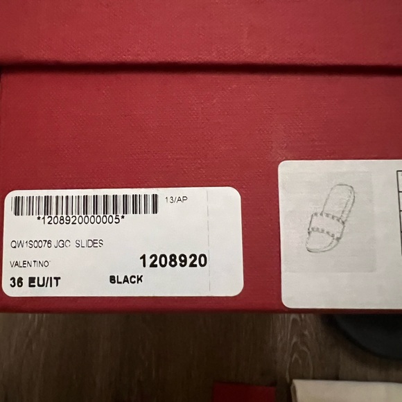 Valentino size 36 black Rockstud PVC slide sandals - Picture 2 of 6
